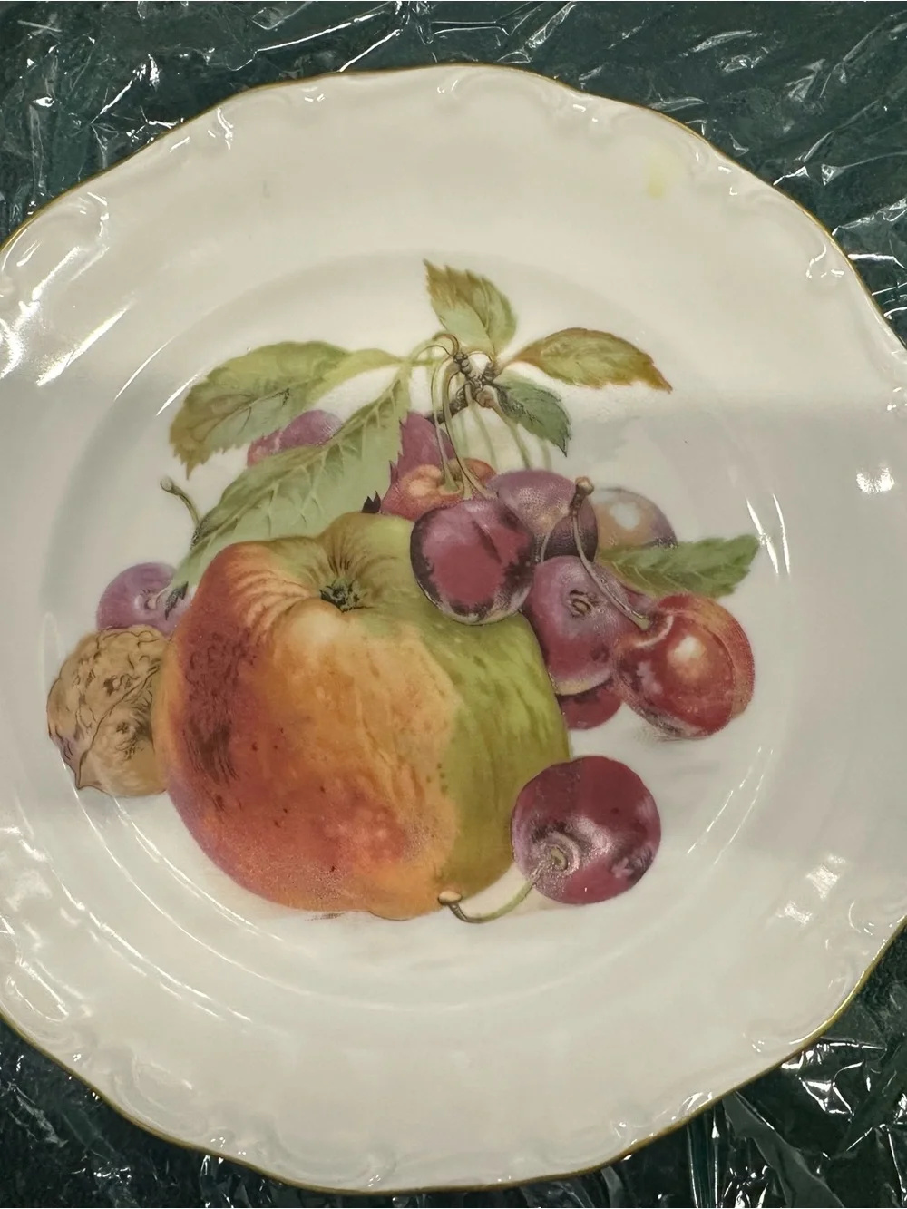Porcelain Fruit Dessert Plates with Gold Trim - White and Multicolor
